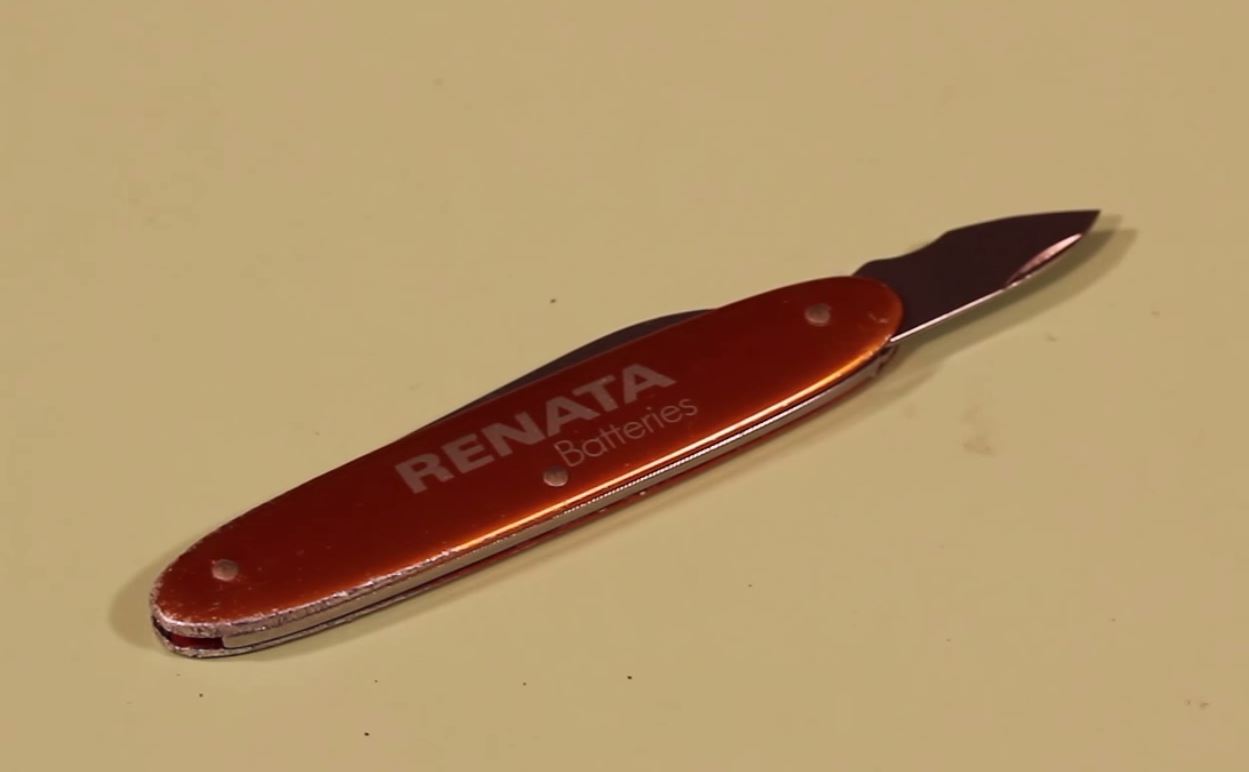 Bench_Knife-bezel-T