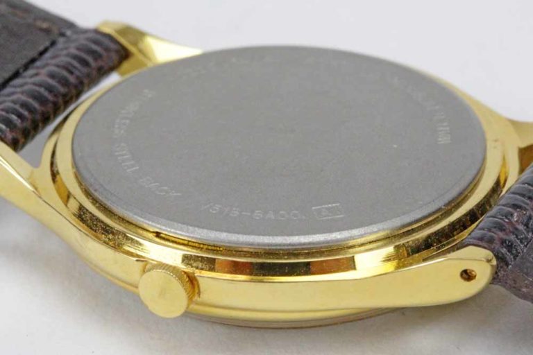 How to Close a Snap Off Case Back - Closing a Watch Back | Esslinger - How To Take The Back Off Of A Watch