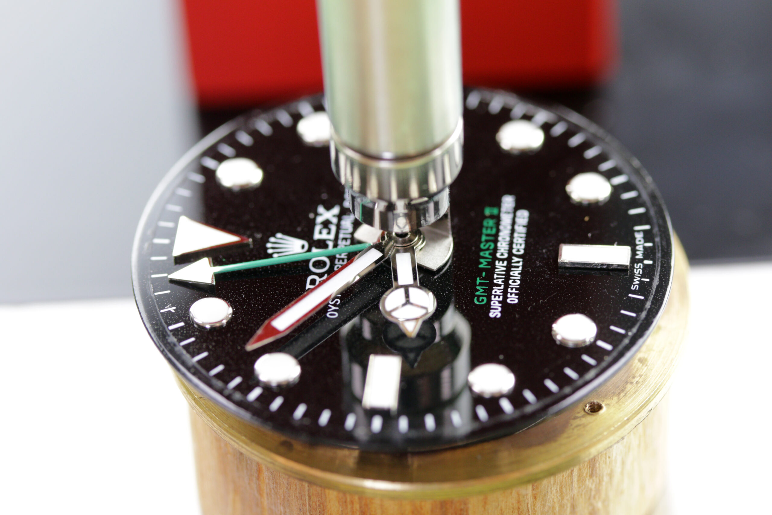 How to Close a Snap Off Watch Case Back with a Watch Press - Esslinger  Watchmaker Supplies Blog